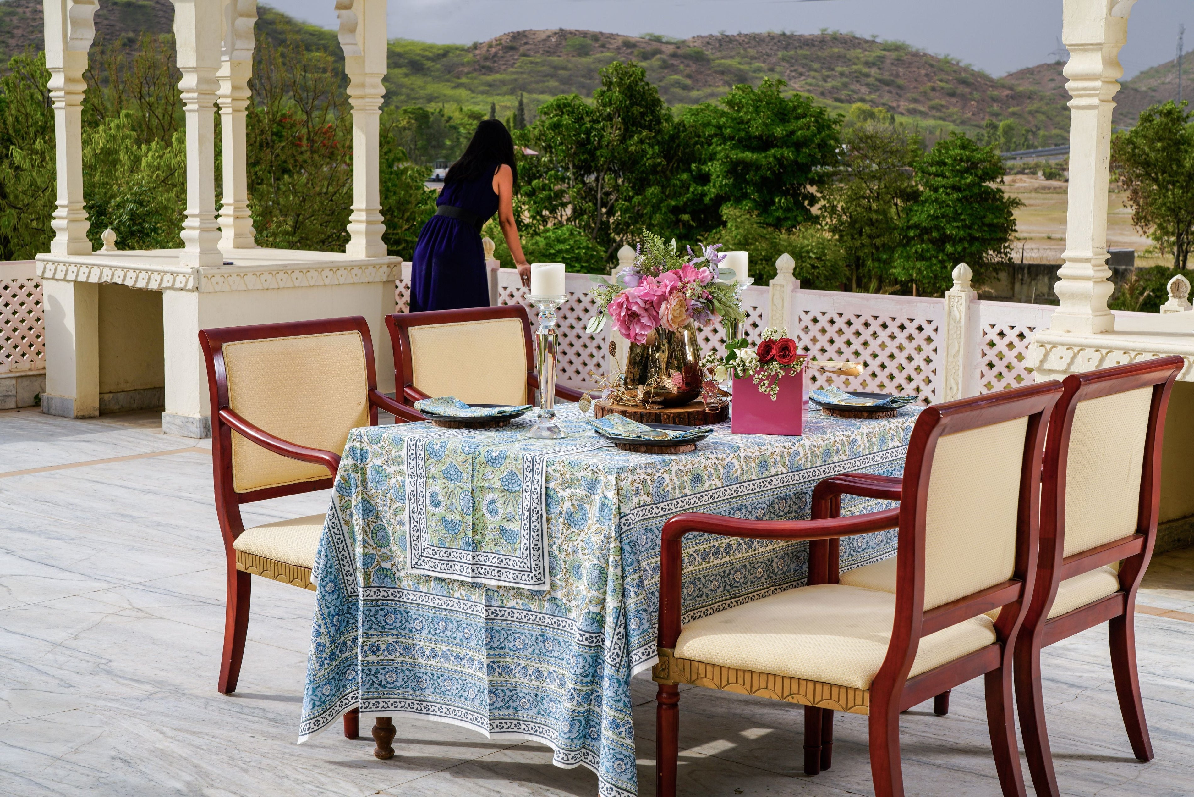 5 Simple Ways to Protect Your Dining Table