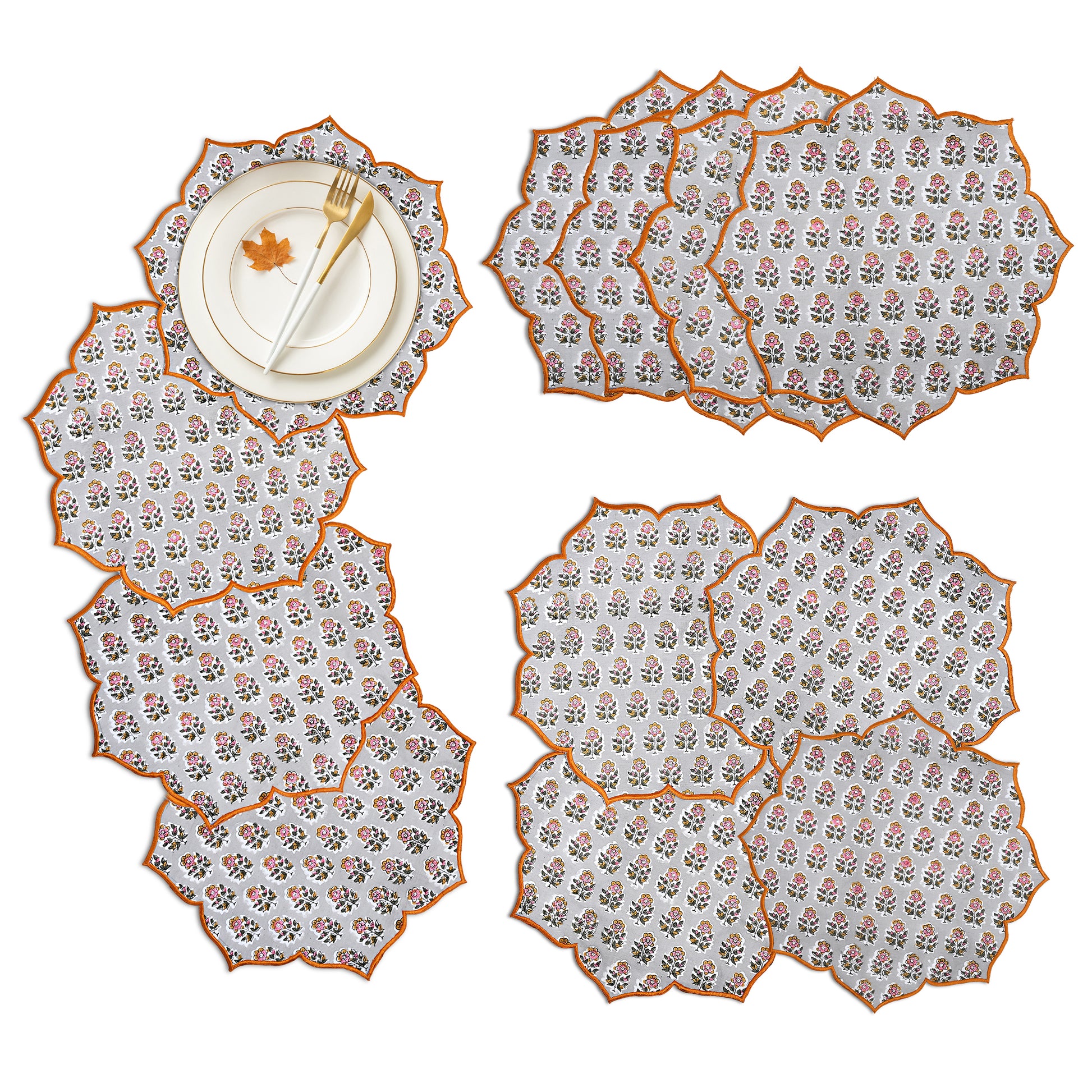 Labra gray cotton placemat with minimalist embroidered edges