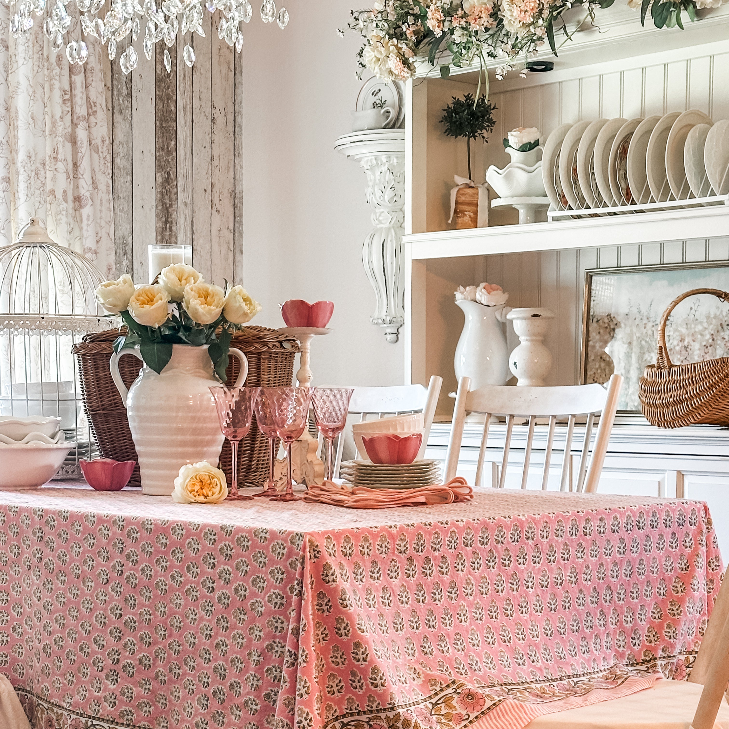 The Poppy Pink Table Set