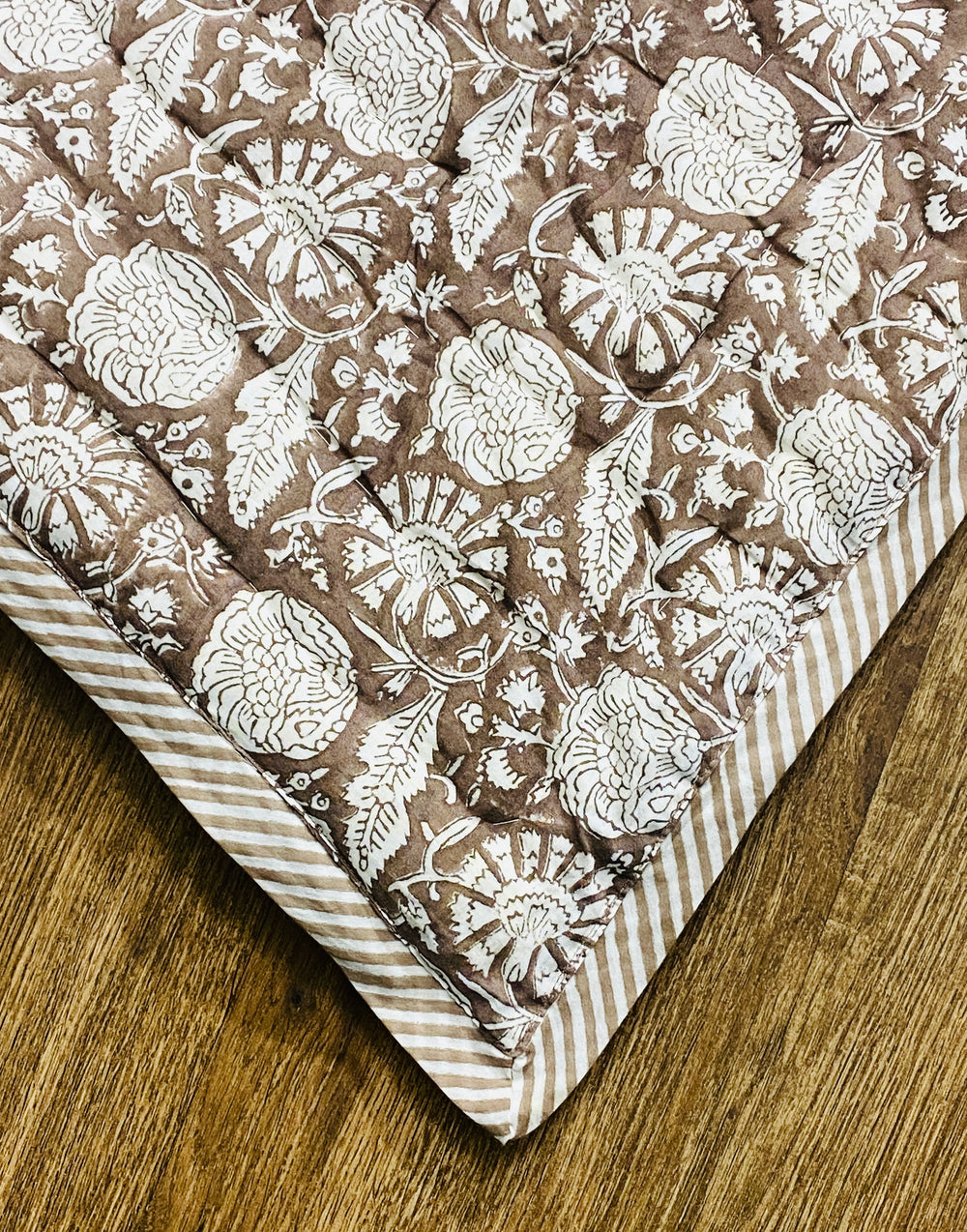 Quilt - Rustic Brown