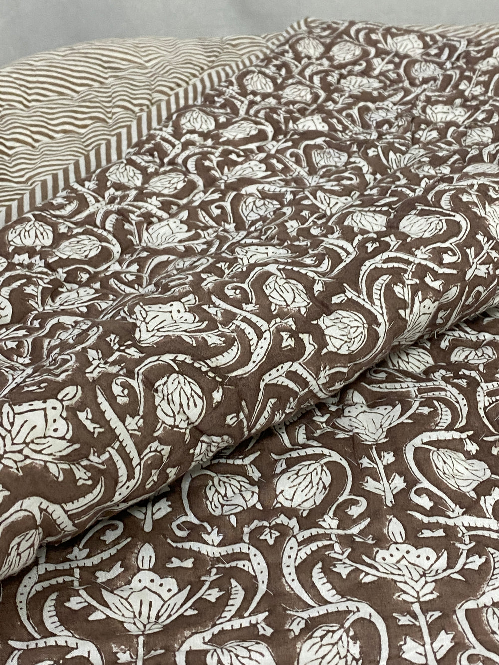 Quilt - Mocha Regal