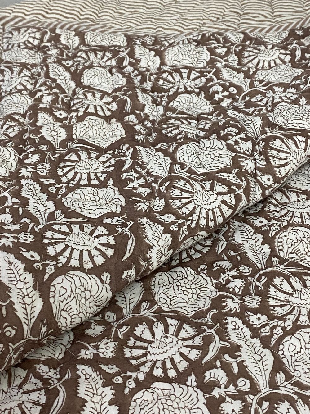 Quilt - Rustic Brown