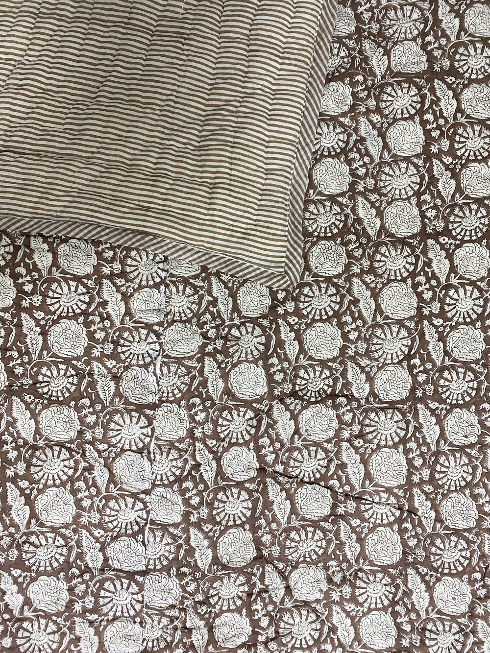 Quilt - Rustic Brown