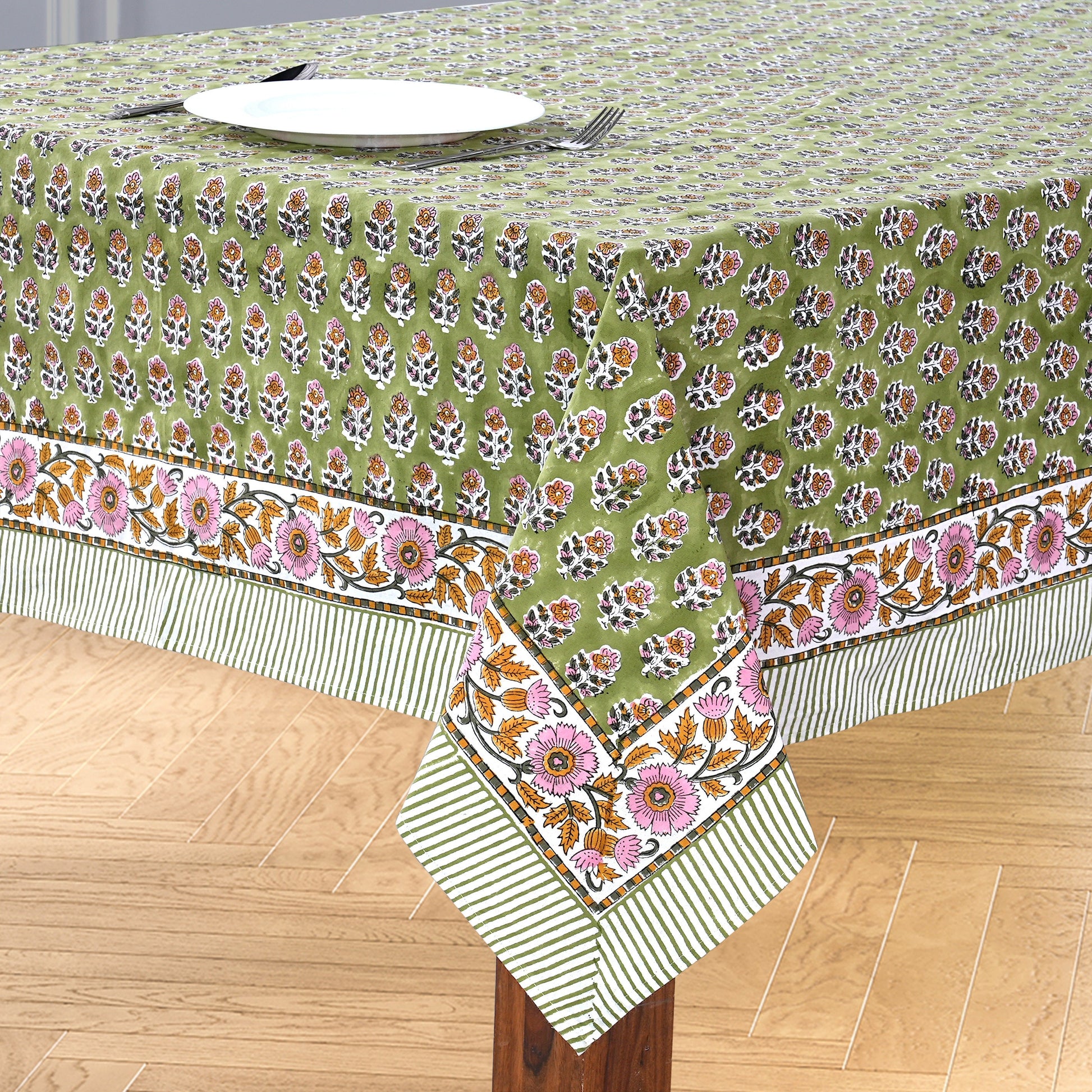 Jade Green Cotton Tablecloth for Kitchen Dinner Table