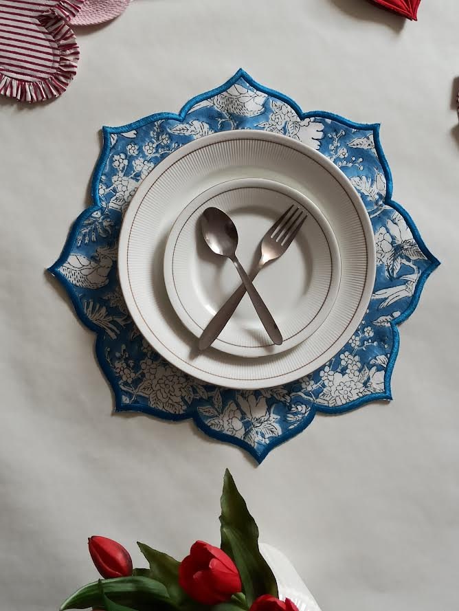 CPC Table Scalloped Placemat Set of 4, Cotton Hand Block Flower Pattern 15 Inch Fabric Table Mat for Thanksgiving/Christmas Sapphire Blue.