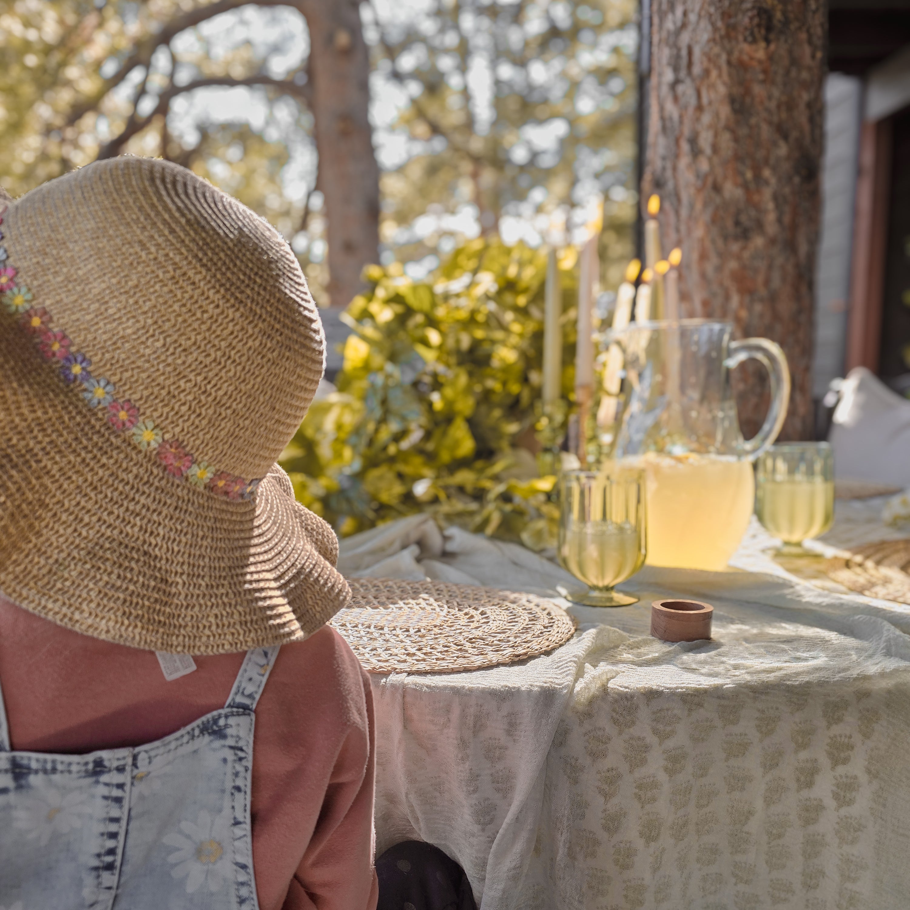The Emerald Green Table Set